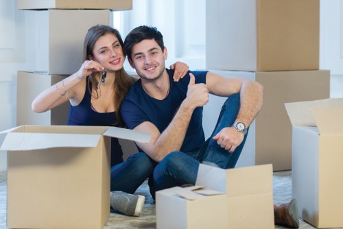Moving van support in Merton for a local home relocation