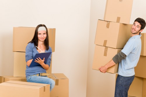 Packing and loading assistance for a local move in Merton