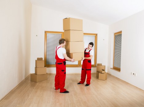 Local moving van for furniture and house moves in Merton